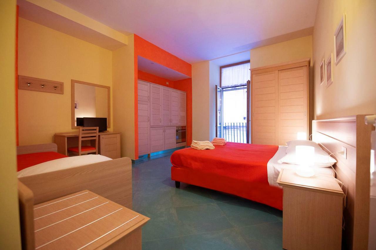 B&B Al Centro Storico Наполи Екстериор снимка
