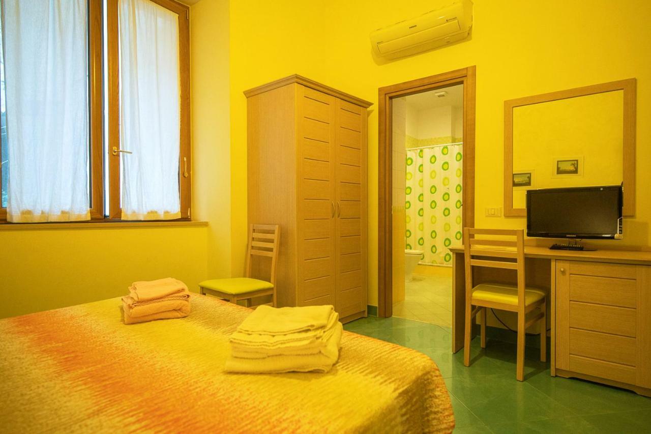 B&B Al Centro Storico Наполи Екстериор снимка